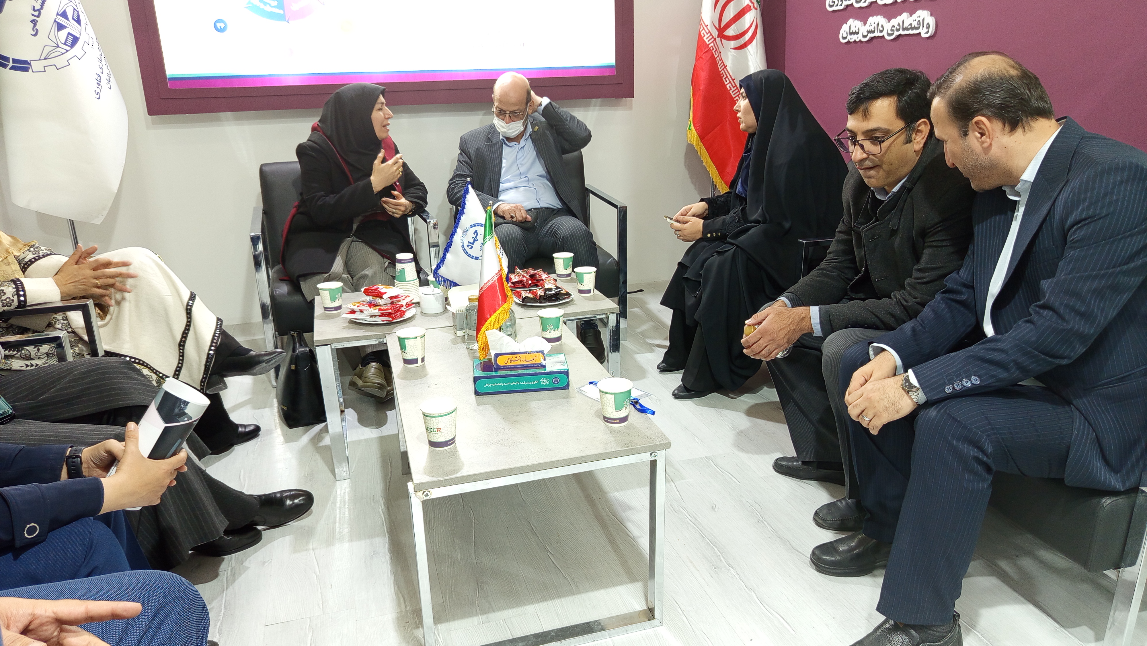 نمایشگاه پژوهش، فناوری و فن بازار