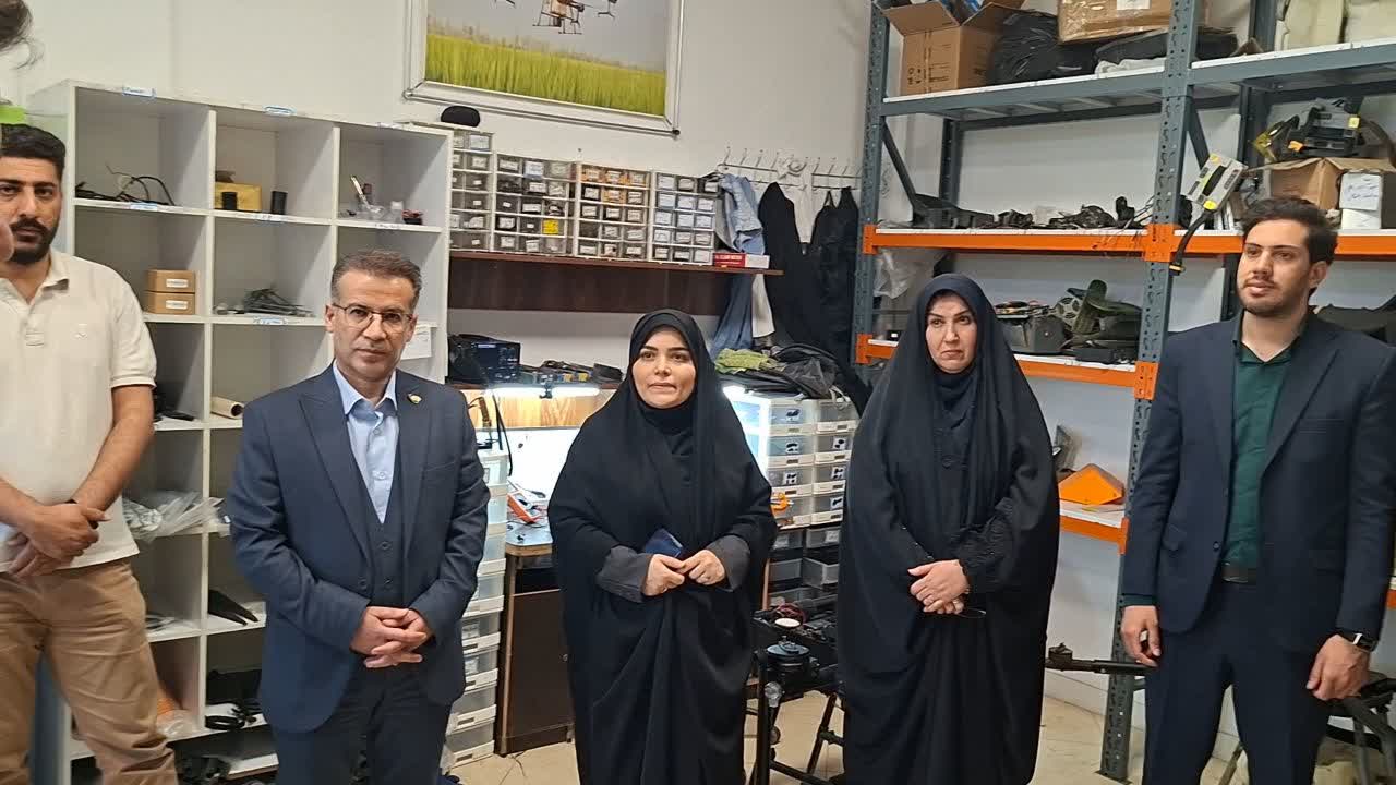 بازدید مشاوران وزیر محترم کشاورزی از شرکت‌های دانش‌بنیان و واحدهای فناور مستقر در پارک ملی علم و فناوری کشاورزی و منابع طبیعی؛